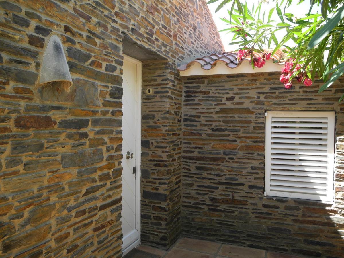 Tranquilos Estudios Cerca De La Playa Cadaques Exterior photo